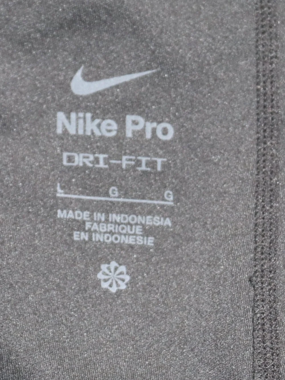 Nike Girls Dry-Fit Pro Sport Shorts Color Black/Volt (Neon Yellow) Size Large - Picture 5 of 5
